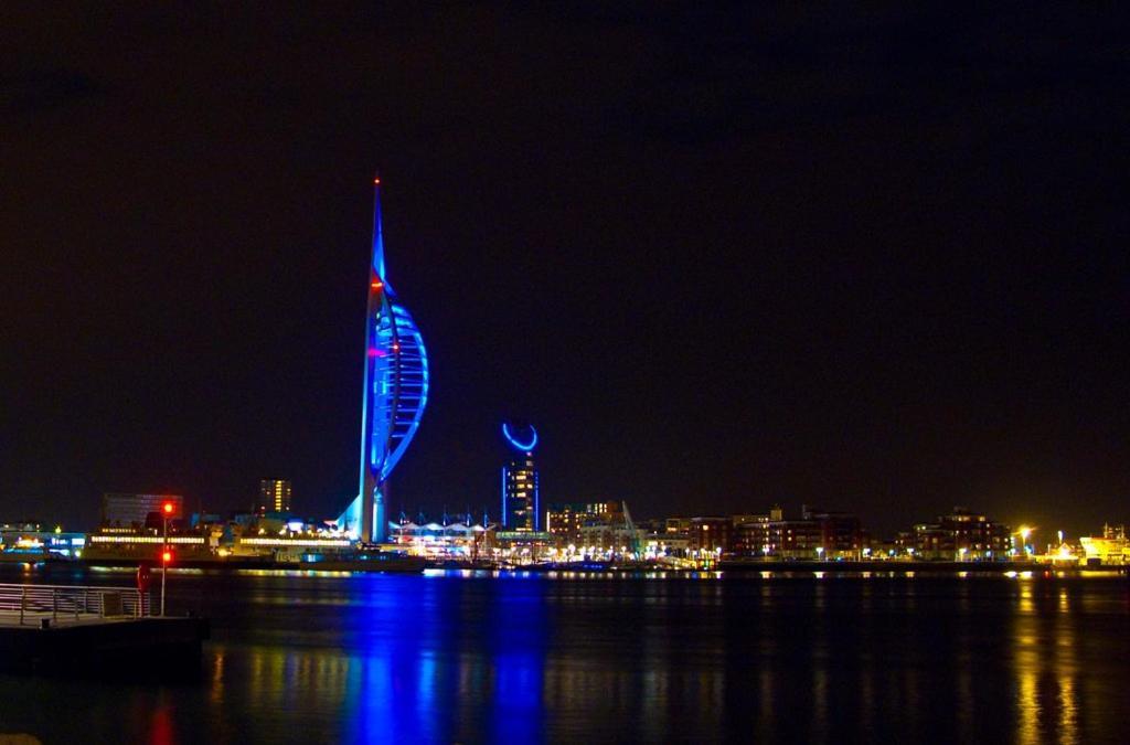 Serene Garden Haven Portsmouth Exterior foto